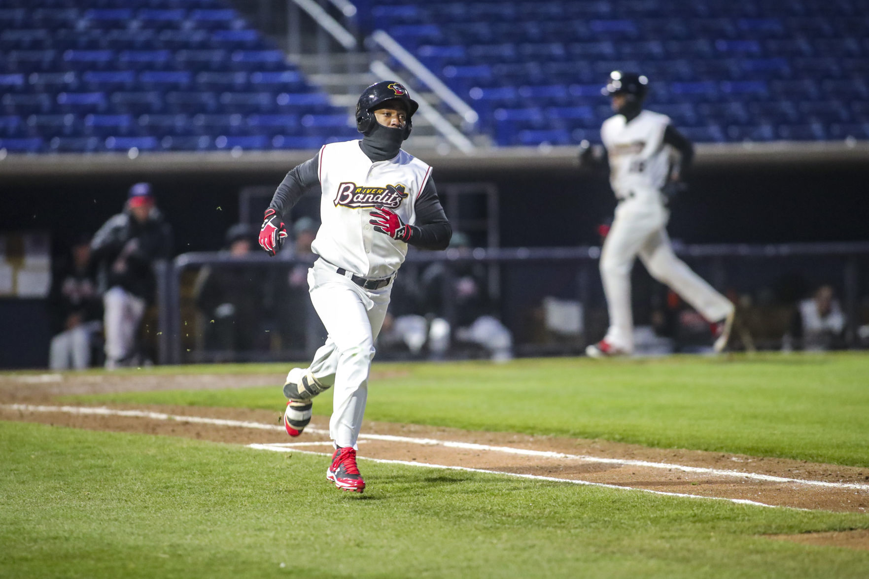 040918-RIVER-BANDITS-024